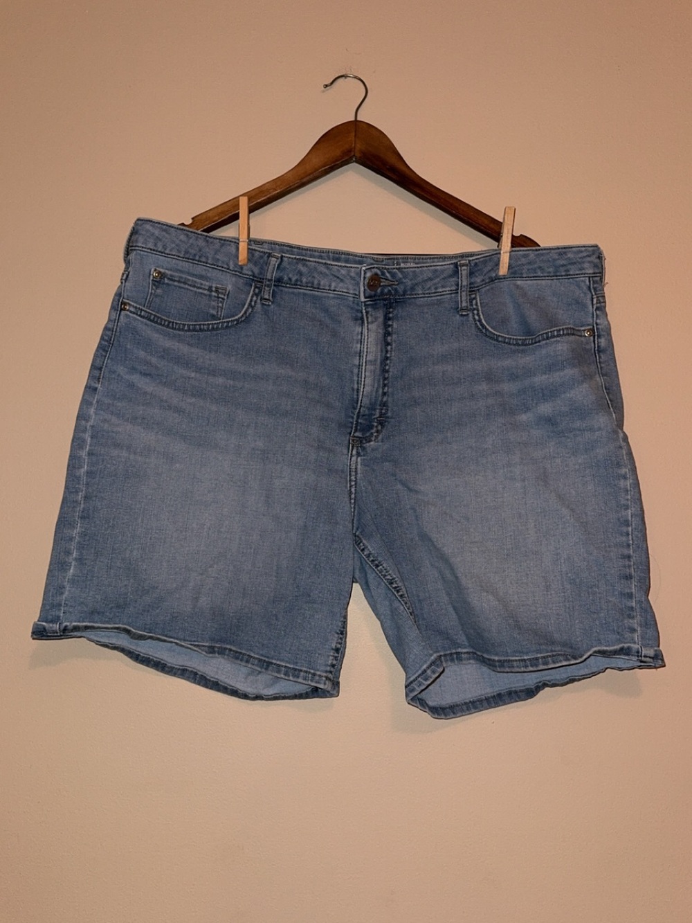 Vintage Lee Light Blue Denim Women’s Shorts - Classic Casual